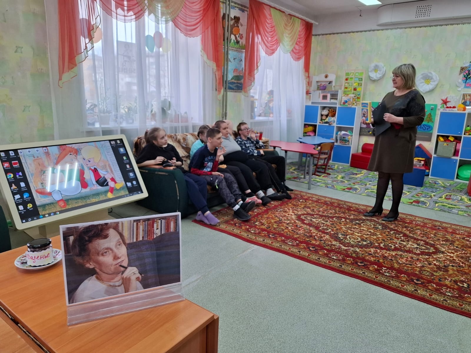 tzZKOvVoAfI.jpg